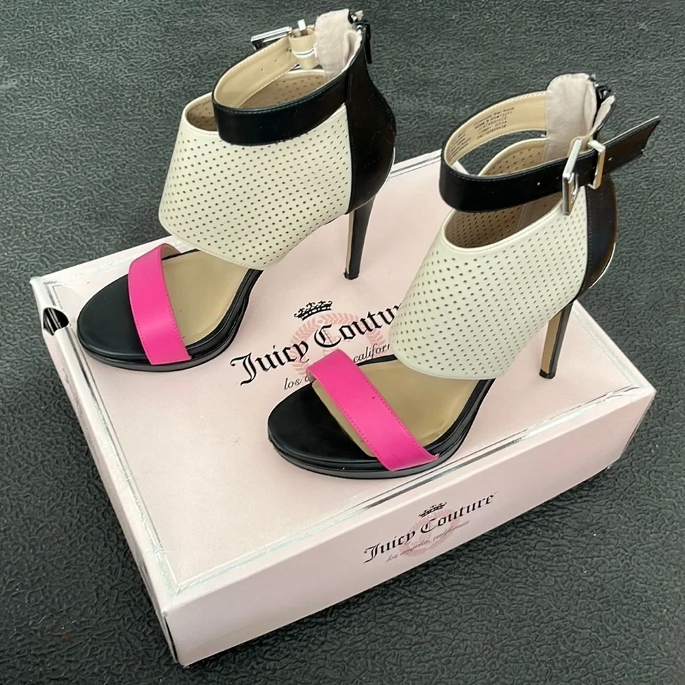 Juicy Couture Platform Sandals 8.5